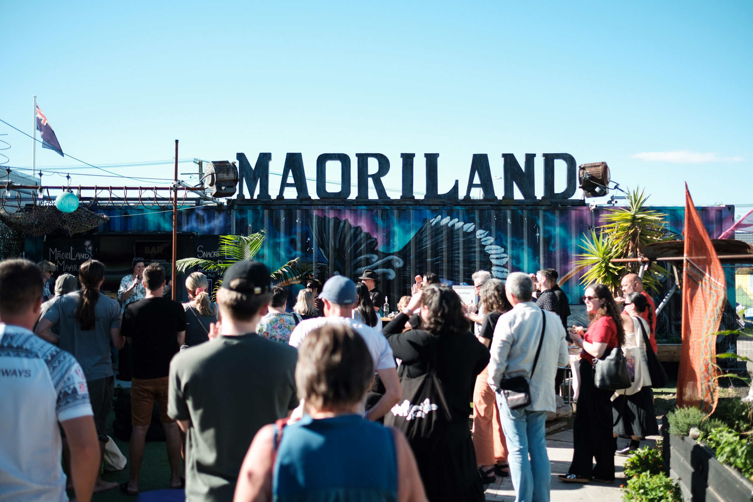 Māoriland-15 Māoriland-15